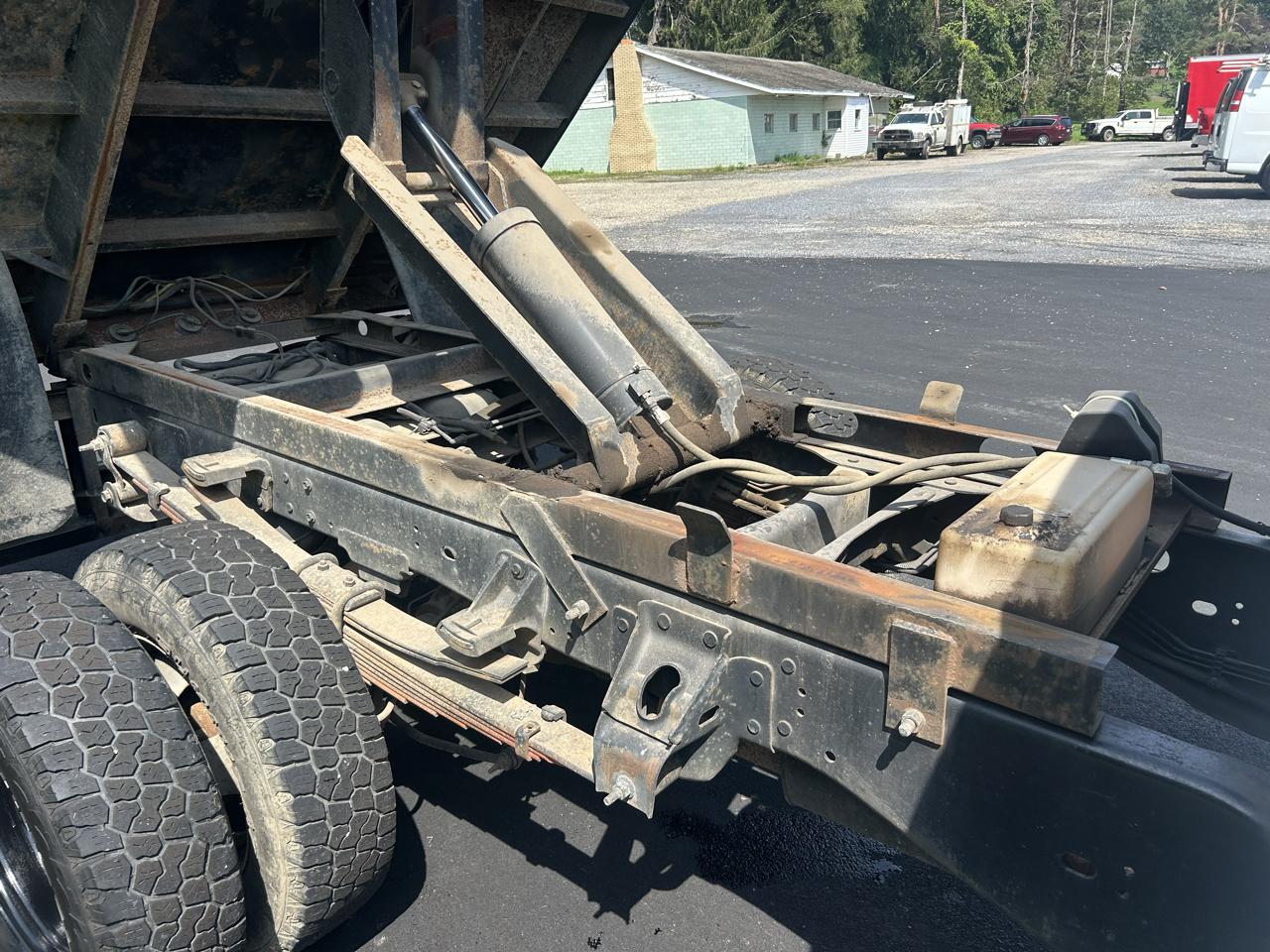 Dodge Ram 3500 2WD Reg Cab 60" CA 143.5" WB 2007