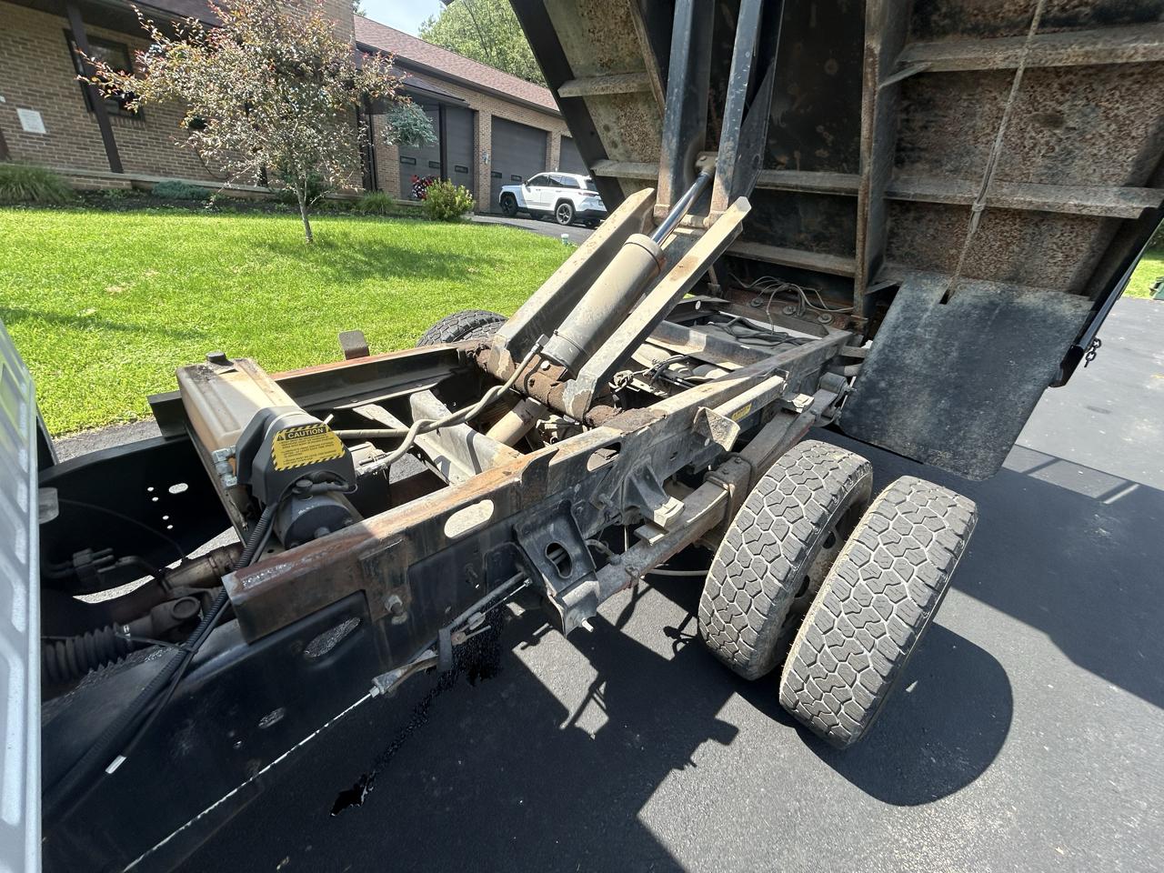 Dodge Ram 3500 2WD Reg Cab 60" CA 143.5" WB 2007
