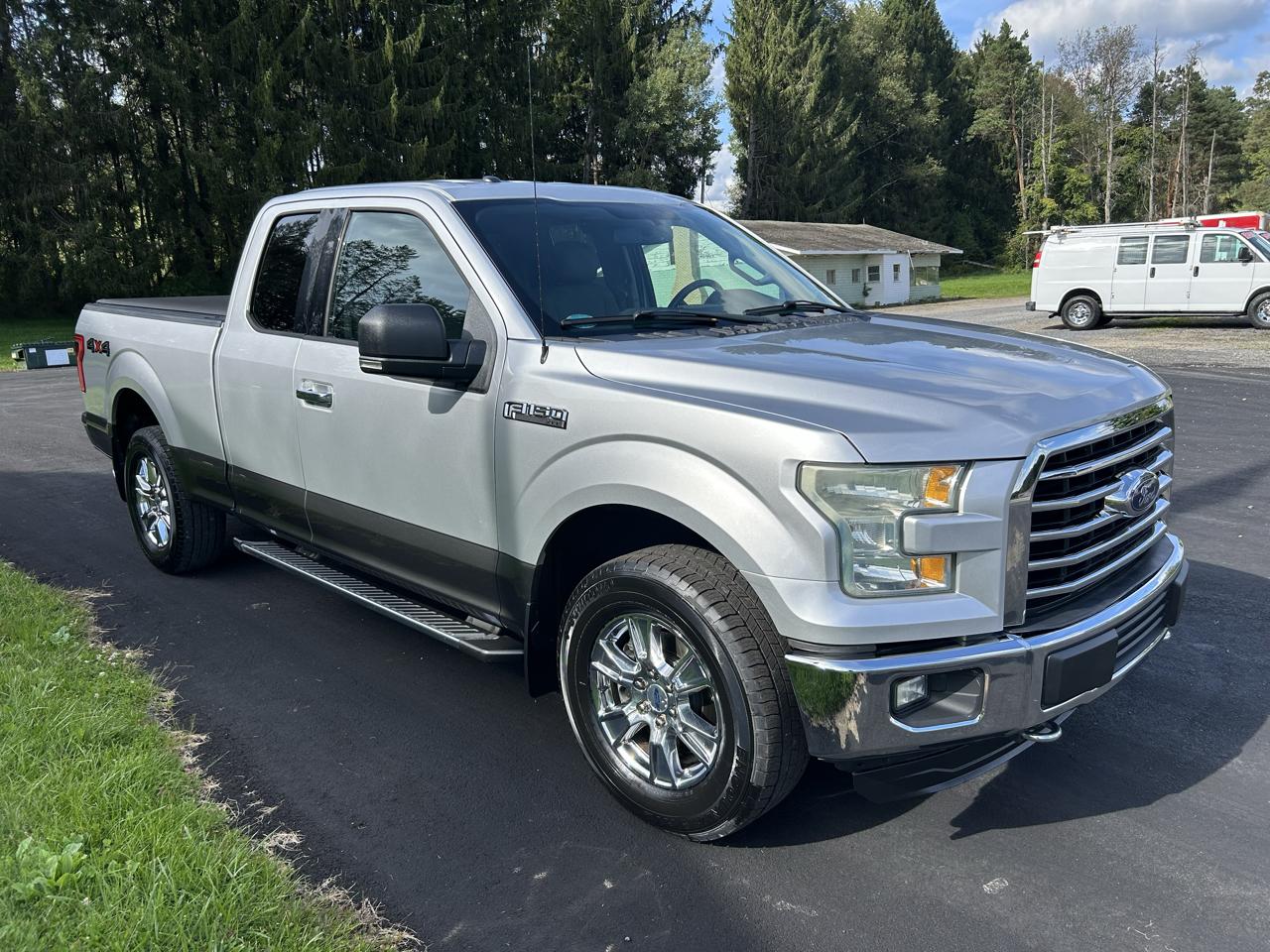 Ford F-150 4WD SuperCab 145" XLT 2015