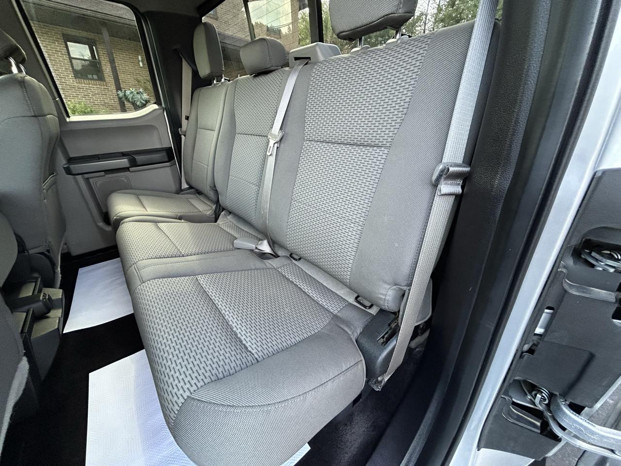 Ford F-150 4WD SuperCab 145" XLT 2015
