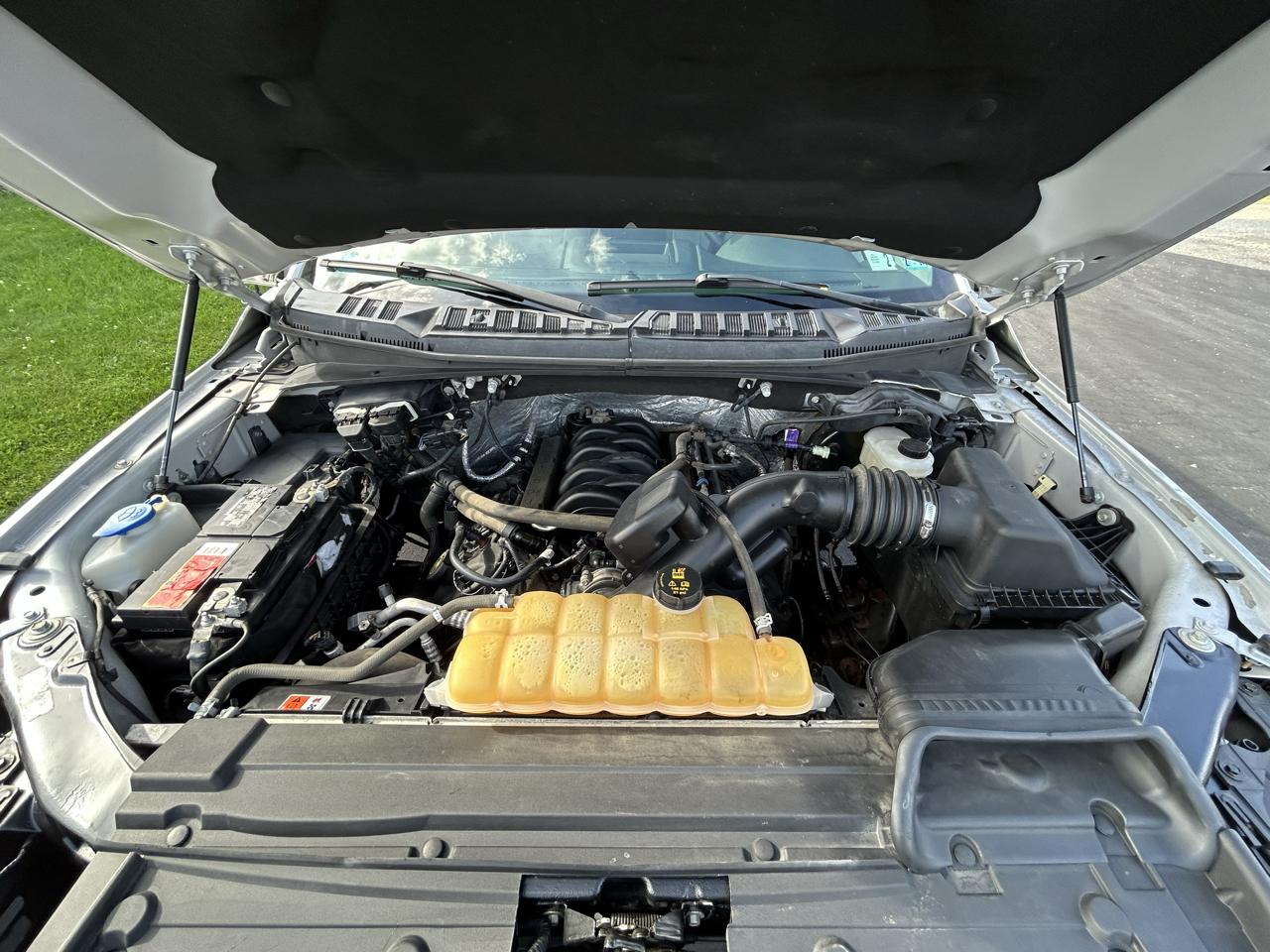 Ford F-150 4WD SuperCab 145" XLT 2015