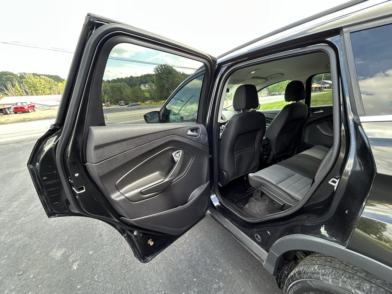 Ford Escape 4WD 4dr SE 2014