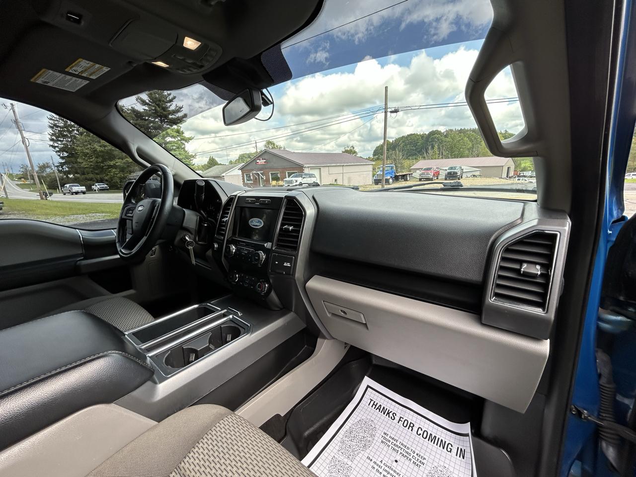 Ford F-150 4WD SuperCrew 145" XLT 2019
