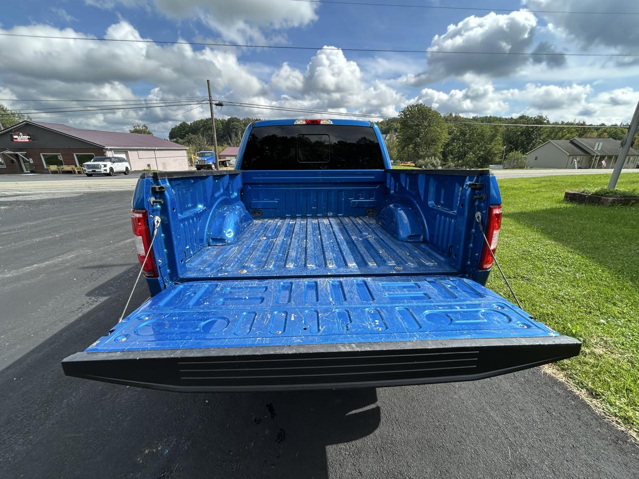 Ford F-150 4WD SuperCrew 145" XLT 2019