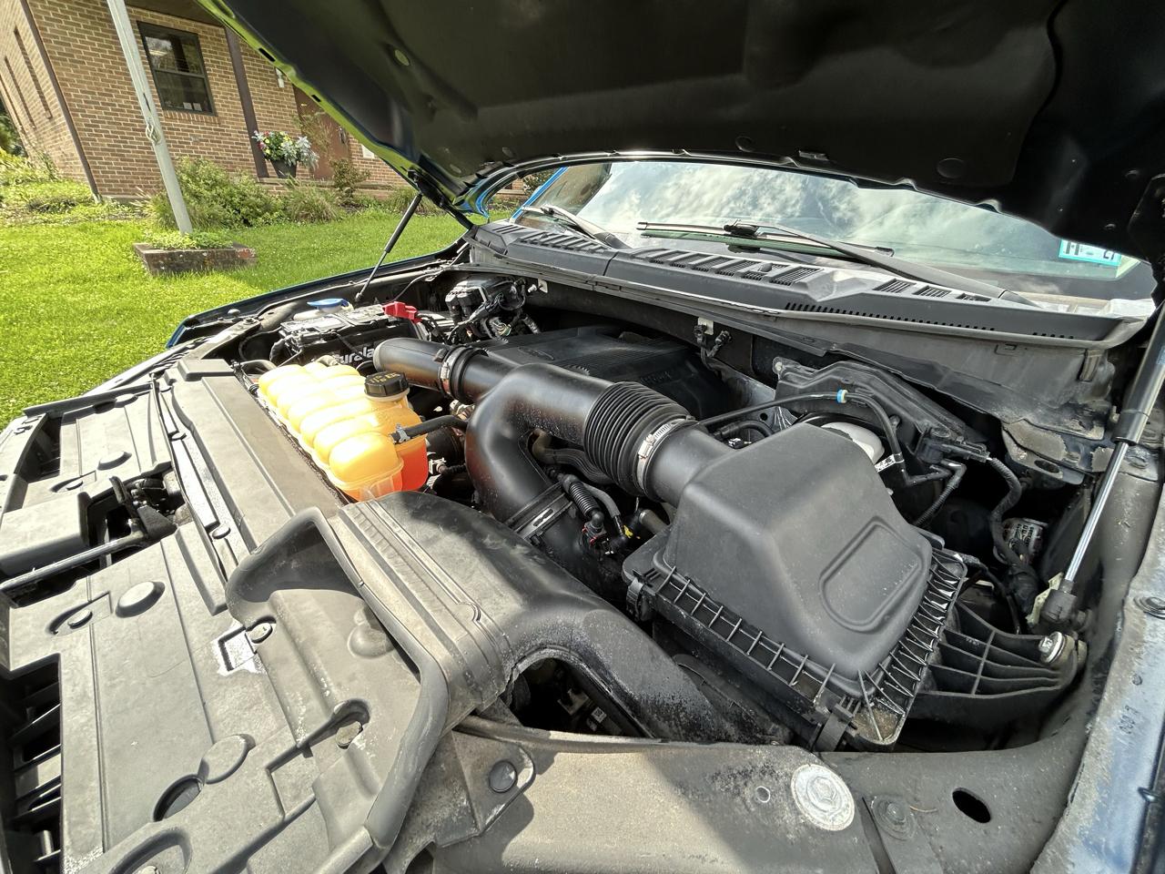 Ford F-150 4WD SuperCrew 145" XLT 2019