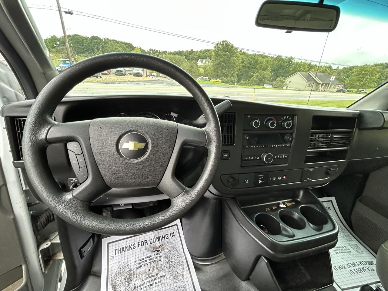 Chevrolet Express Cargo Van RWD 2500 135" 2020