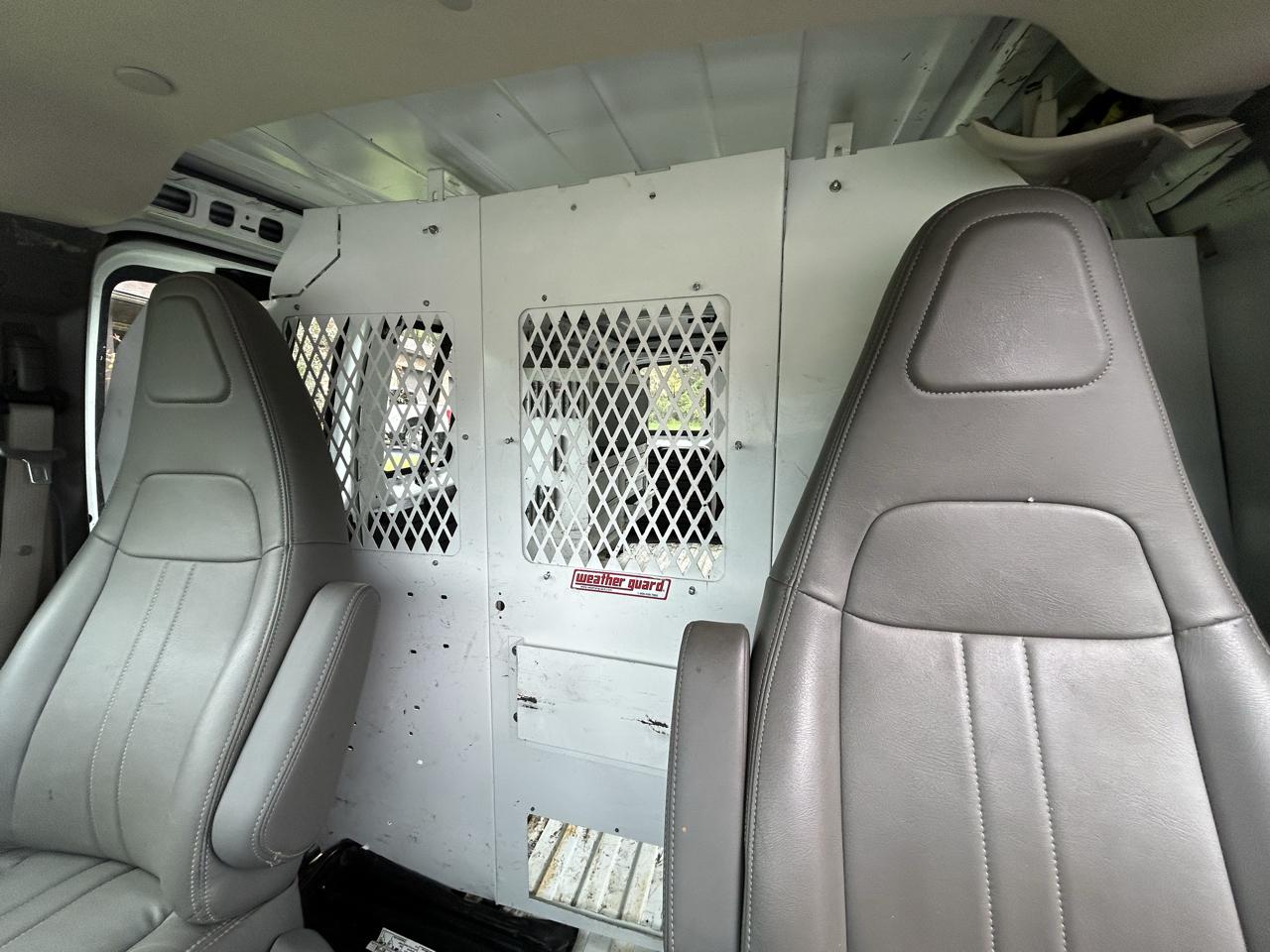 Chevrolet Express Cargo Van RWD 2500 135" 2020