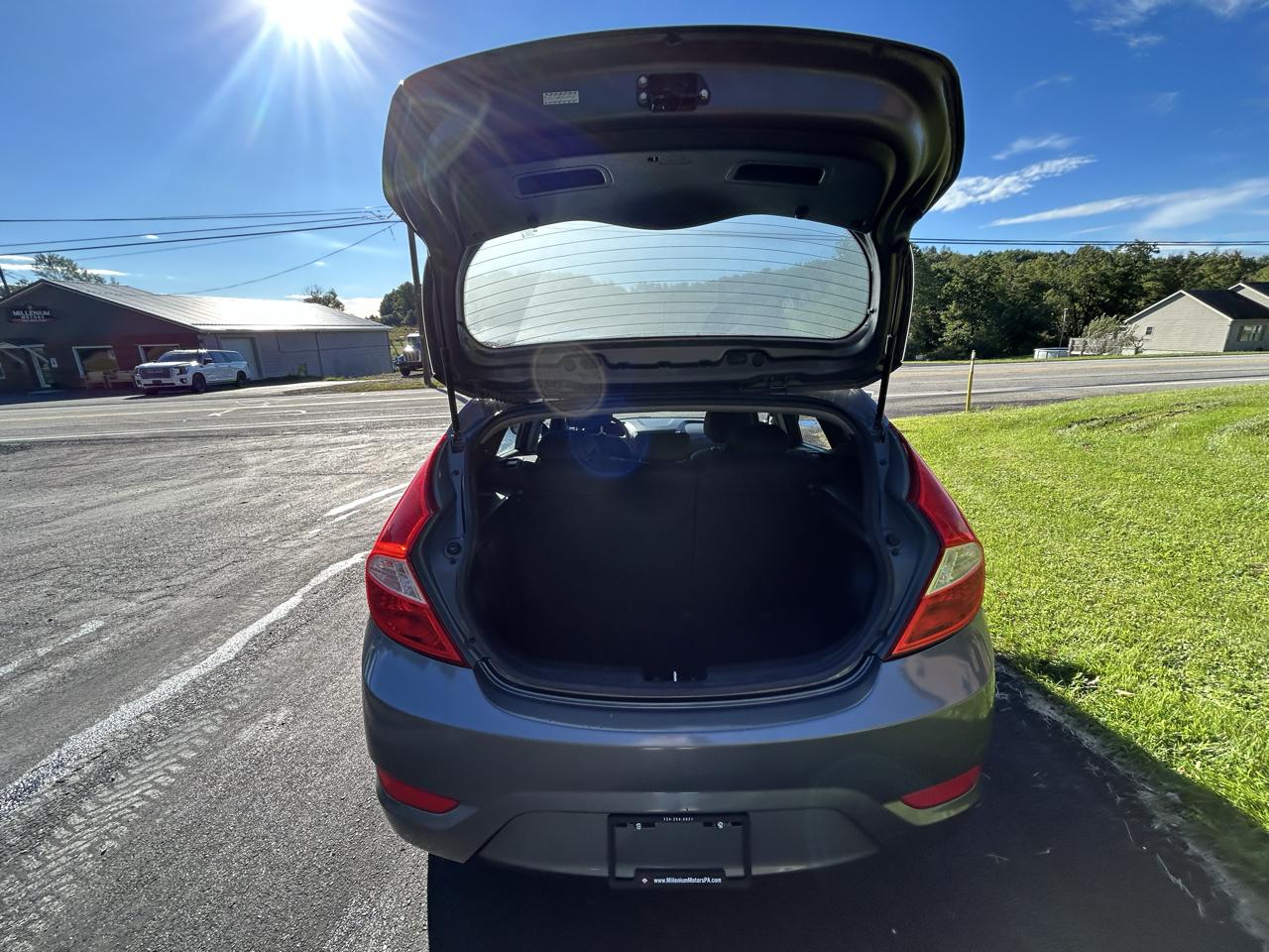 Hyundai Accent 5dr HB Auto SE 2016