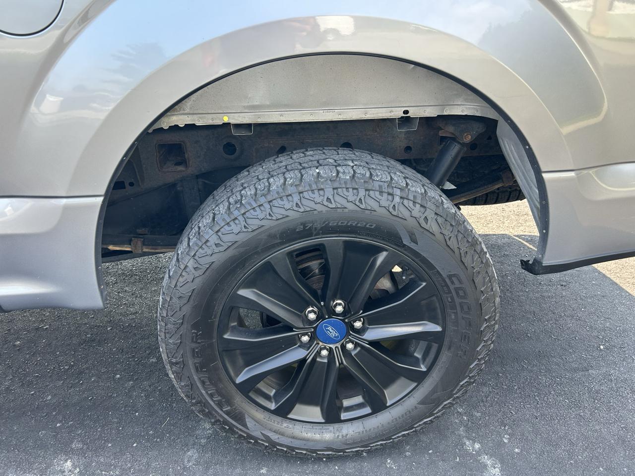 Ford F-150 4WD SuperCrew 145" XL 2020