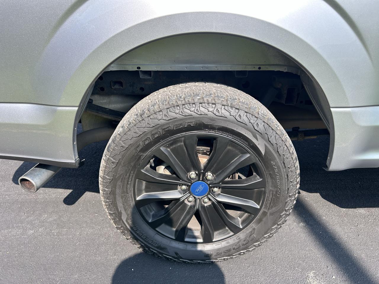 Ford F-150 4WD SuperCrew 145" XL 2020