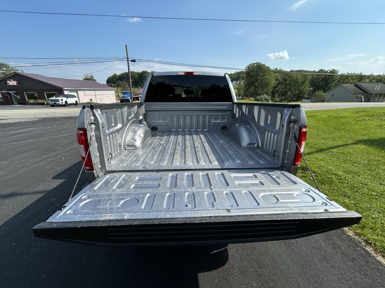 Ford F-150 4WD SuperCrew 145" XL 2020