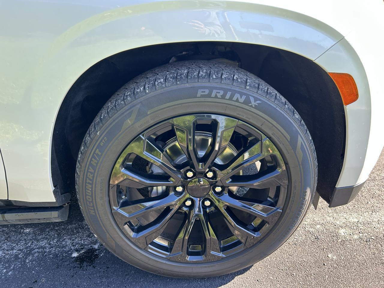 GMC Yukon XL 4WD 4dr Denali 2022