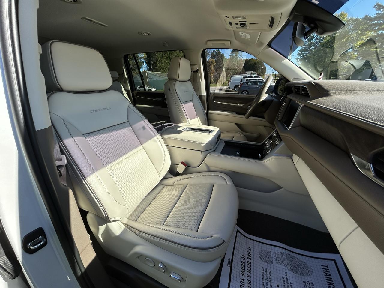 GMC Yukon XL 4WD 4dr Denali 2022