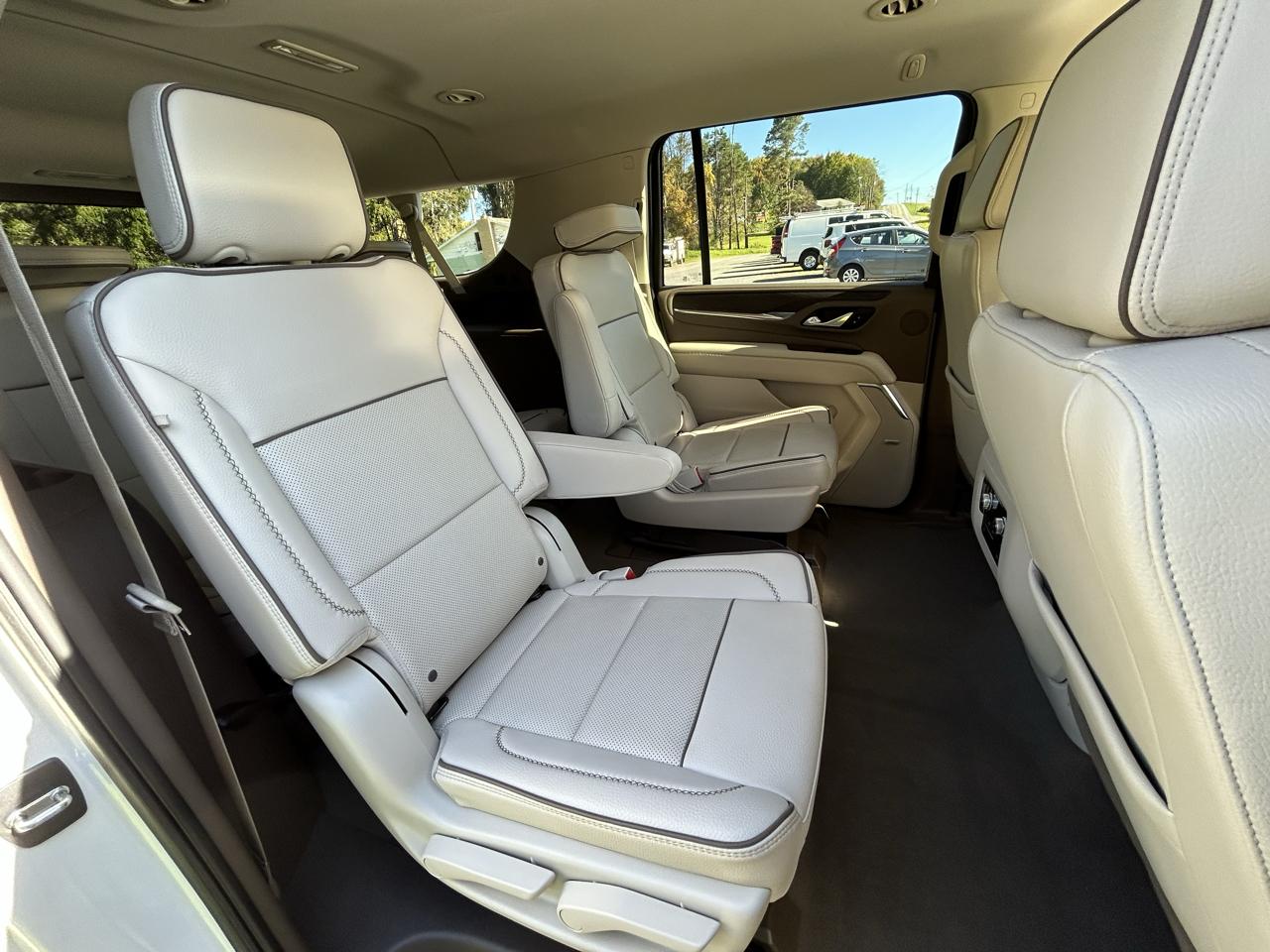 GMC Yukon XL 4WD 4dr Denali 2022
