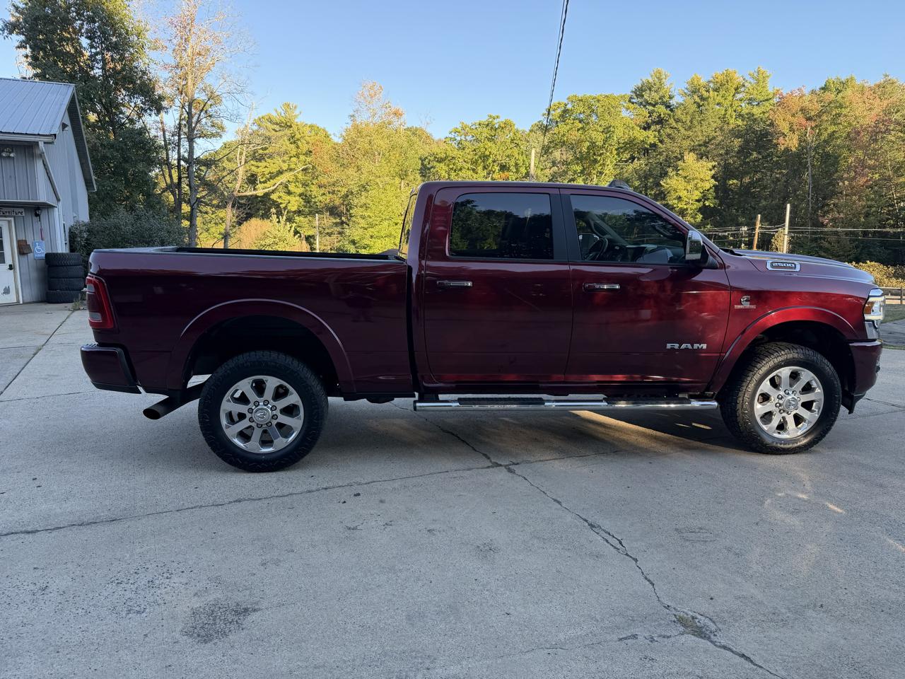 RAM 2500 Laramie 4x4 Crew Cab 6'4" Box 2020