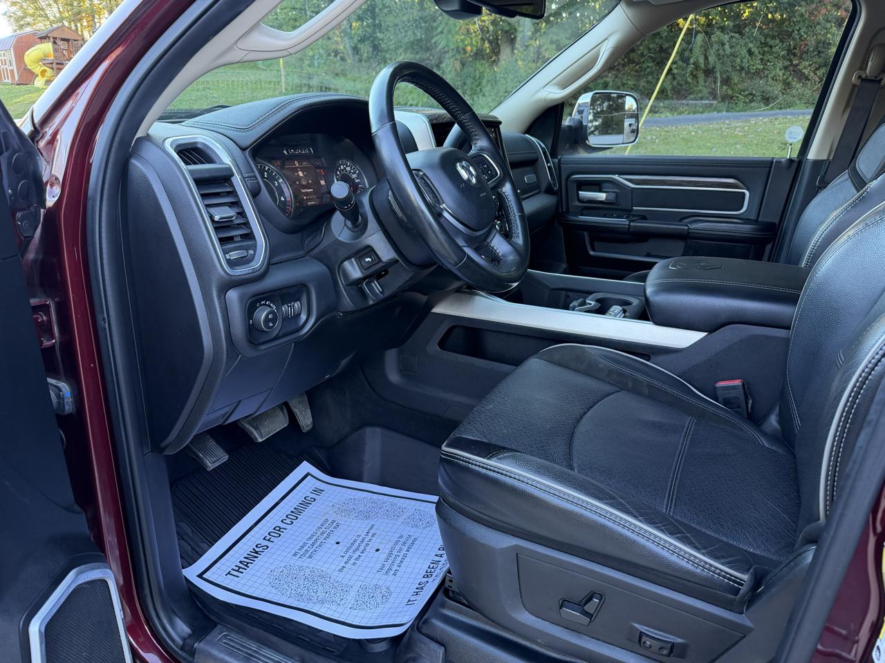 RAM 2500 Laramie 4x4 Crew Cab 6'4" Box 2020