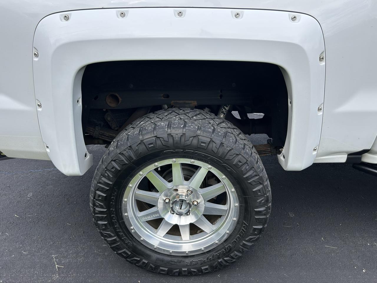 Chevrolet Silverado 1500 4WD Crew Cab 143.5" LT w/1LT 2018