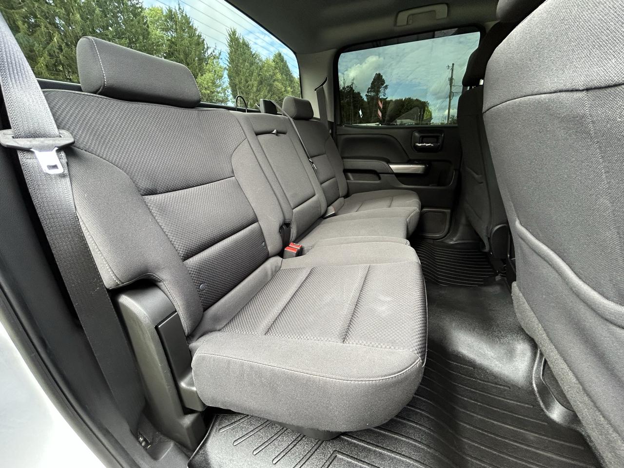 Chevrolet Silverado 1500 4WD Crew Cab 143.5" LT w/1LT 2018
