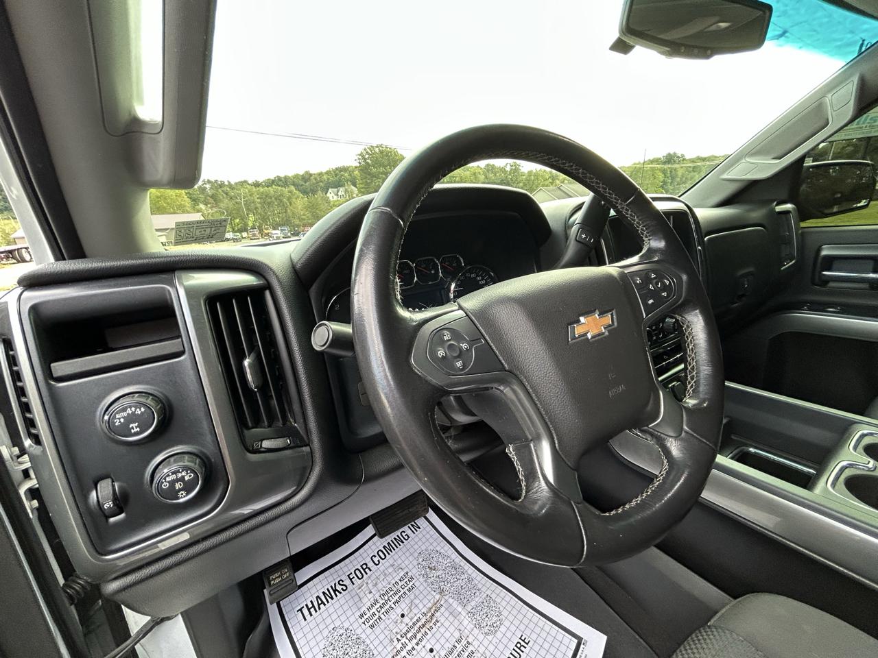 Chevrolet Silverado 1500 4WD Crew Cab 143.5" LT w/1LT 2018
