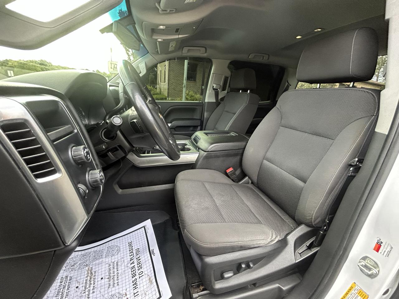Chevrolet Silverado 1500 4WD Crew Cab 143.5" LT w/1LT 2018