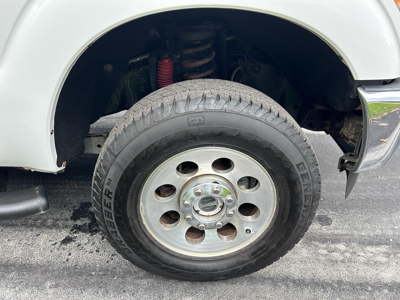 Ford Super Duty F-350 SRW 4WD Reg Cab 137" XL 2015