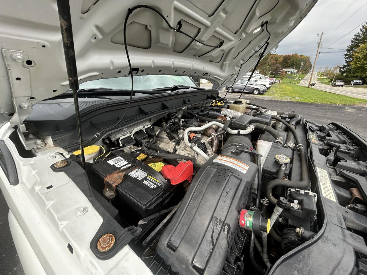 Ford Super Duty F-350 SRW 4WD Reg Cab 137" XL 2015