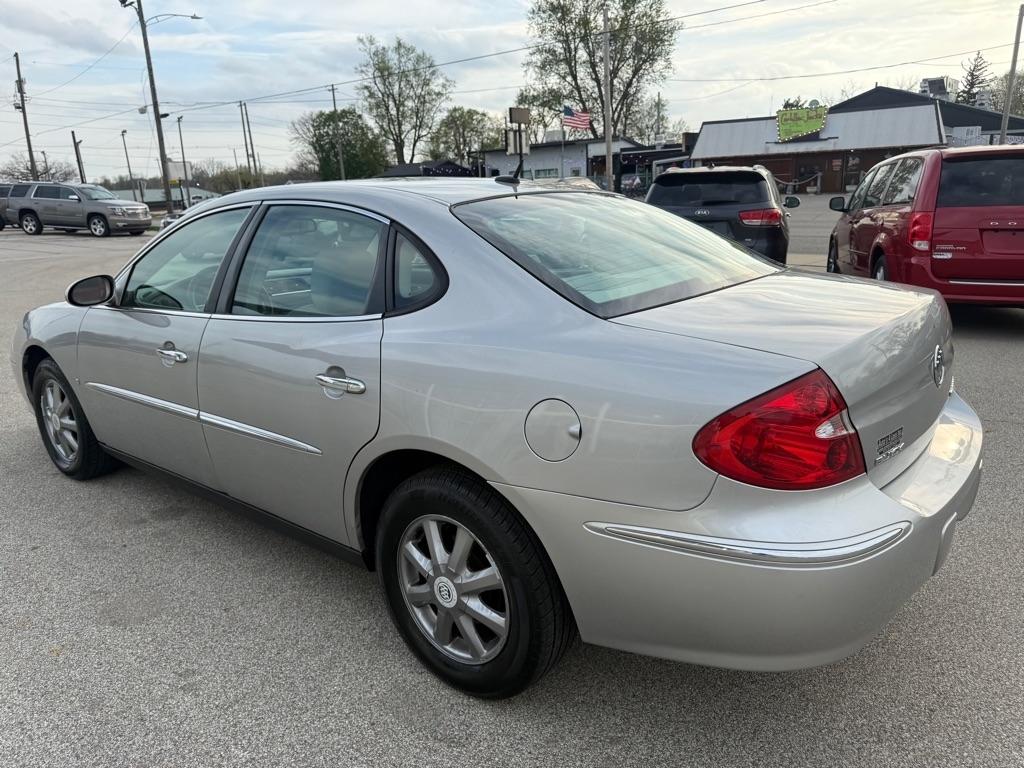 Buick LaCrosse 4dr Sdn CX 2008
