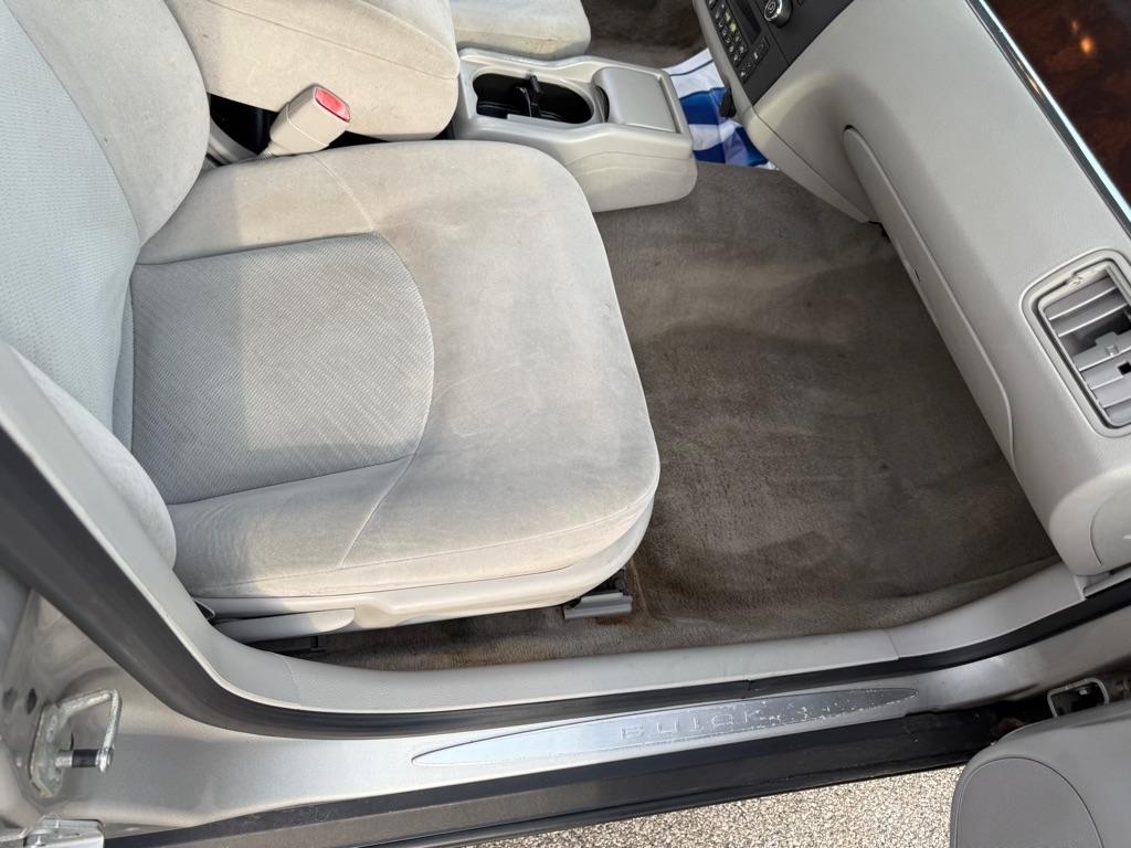 Buick LaCrosse 4dr Sdn CX 2008
