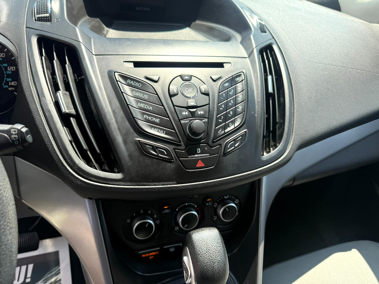 Ford Escape 4WD 4dr SE 2016 Ford Escape 4WD 4dr SE 2016