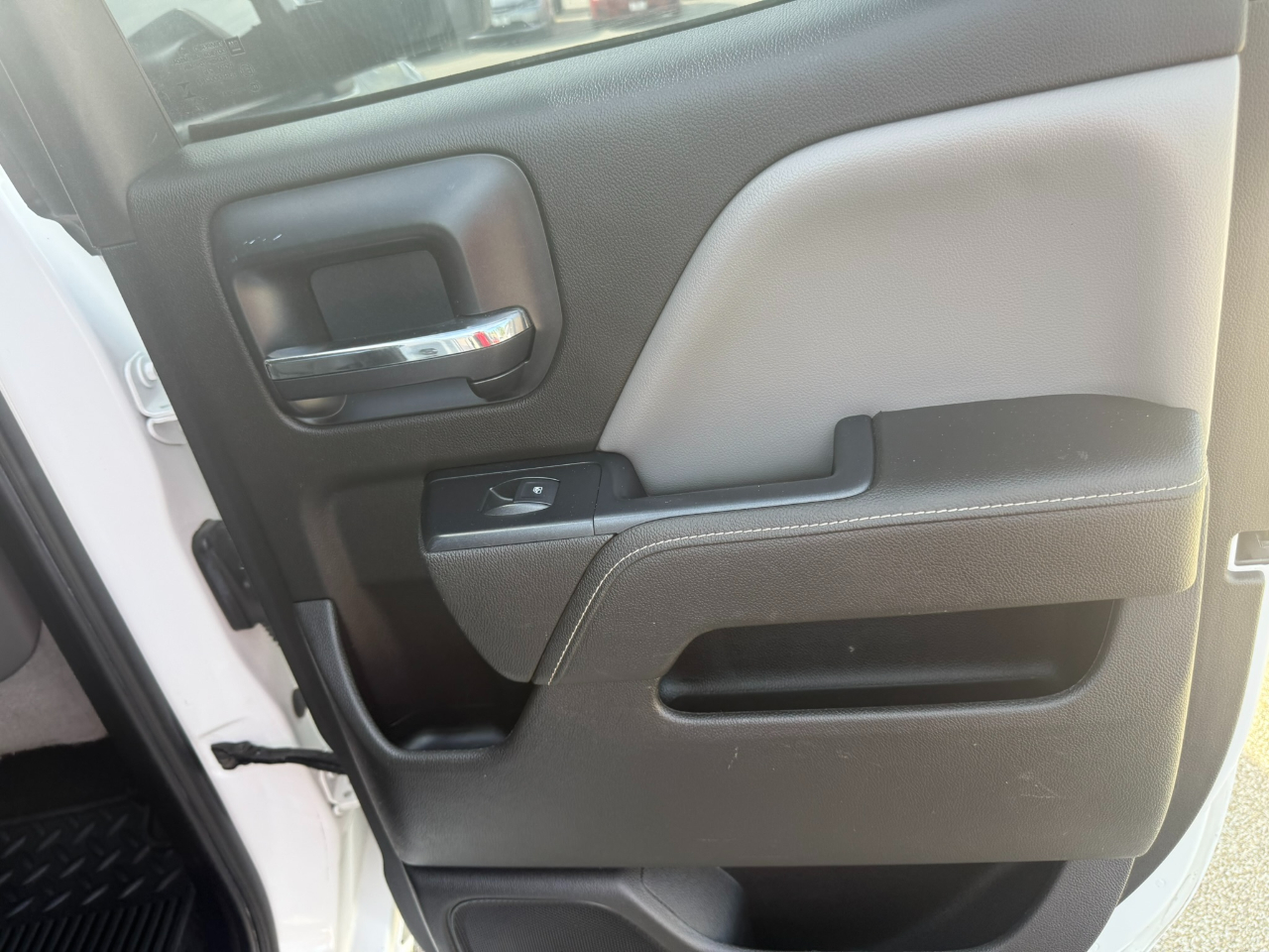 Chevrolet Silverado 1500 2WD Double Cab 143.5" Work Truck w/1WT 2014 Chevrolet Silverado 1500 2WD Double Cab 143.5" Work Truck w/1WT 2014