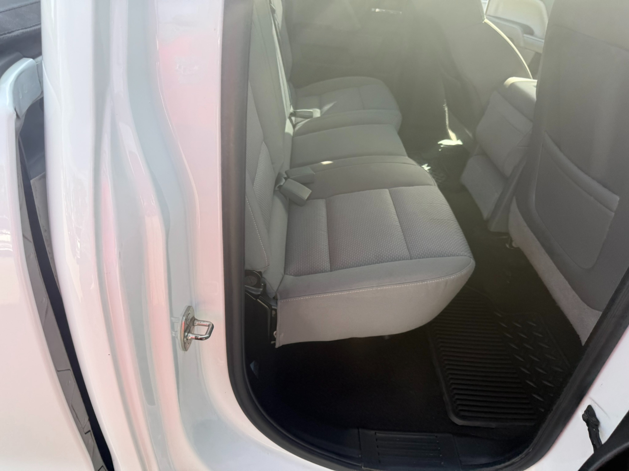 Chevrolet Silverado 1500 2WD Double Cab 143.5" Work Truck w/1WT 2014 Chevrolet Silverado 1500 2WD Double Cab 143.5" Work Truck w/1WT 2014