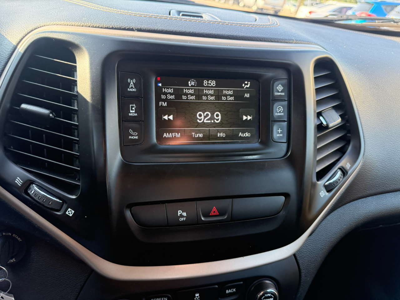 Jeep Cherokee Sport FWD 2017 Jeep Cherokee Sport FWD 2017