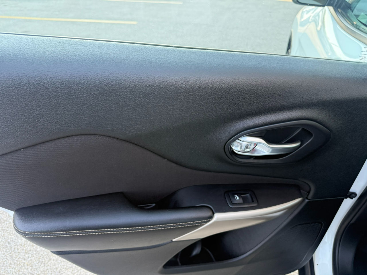 Jeep Cherokee Sport FWD 2017 Jeep Cherokee Sport FWD 2017