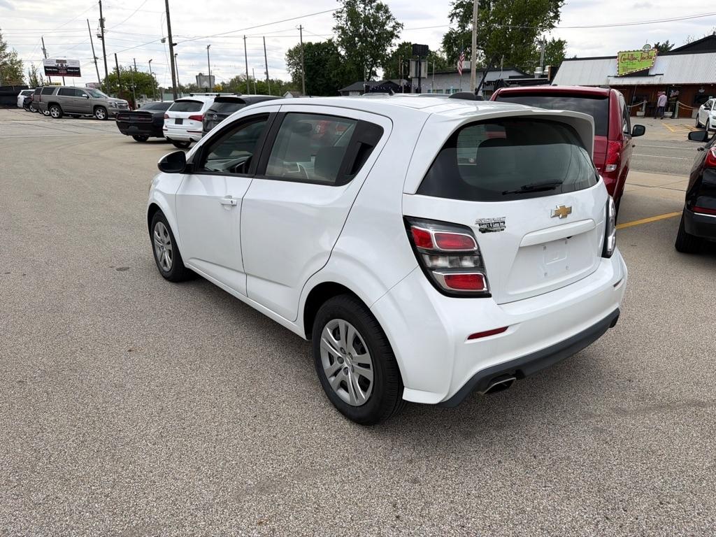 Chevrolet Sonic 5dr HB Auto LT w/1FL 2017