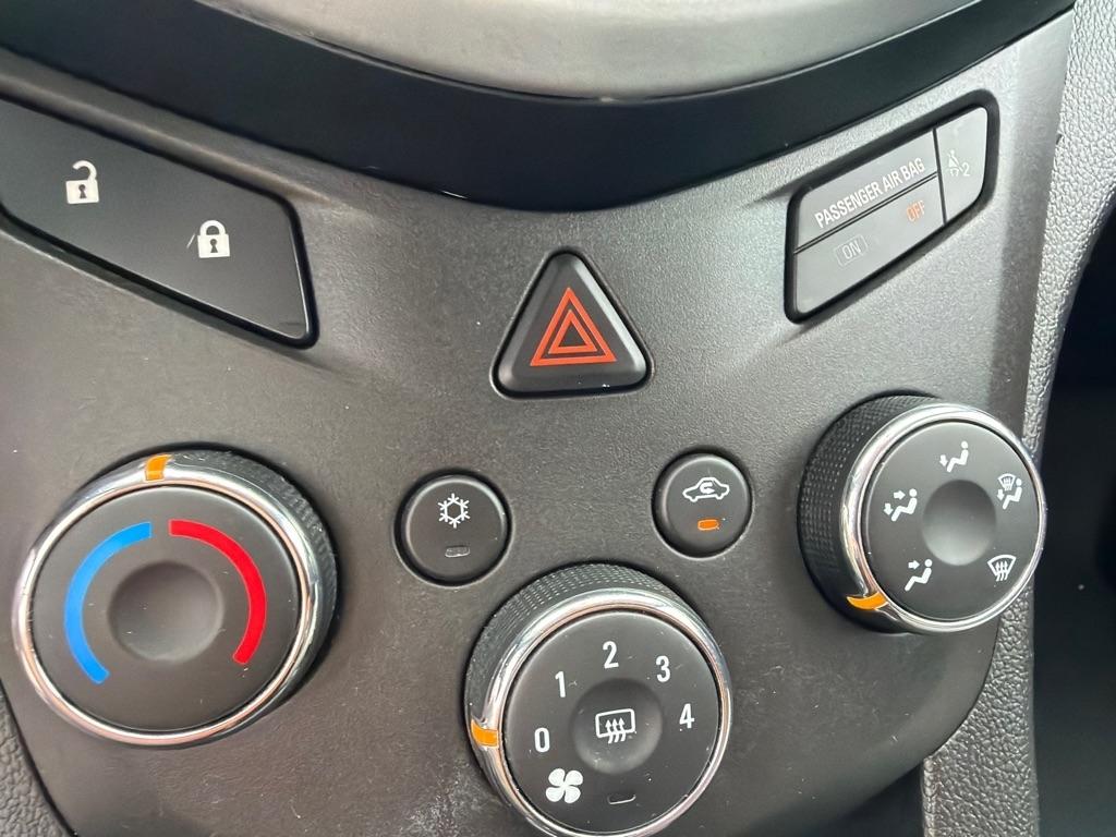 Chevrolet Sonic 5dr HB Auto LT w/1FL 2017