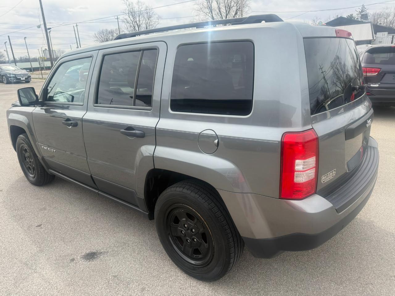 Jeep Patriot FWD 4dr Sport 2014