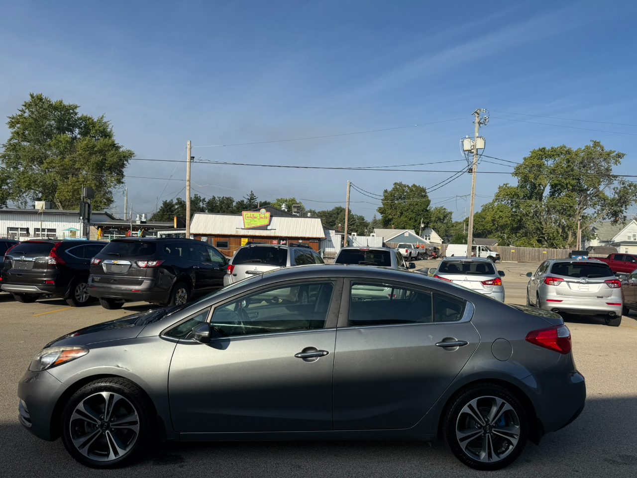 2016 Kia Forte EX photo 2