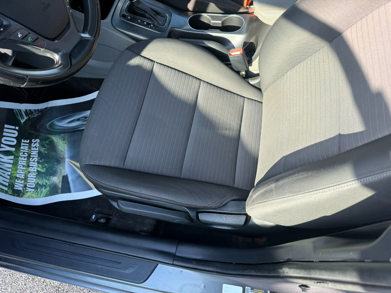 2016 Kia Forte EX photo 9