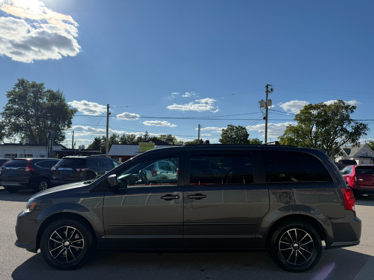 2017 Dodge Grand Caravan GT photo 2