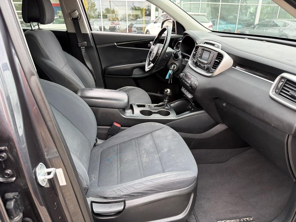 Kia Sorento AWD 4dr 2.4L LX 2016