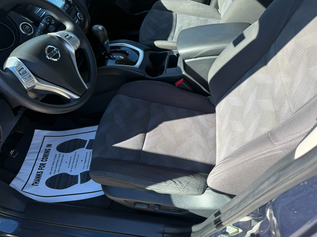 Nissan Rogue AWD 4dr SV 2016 Nissan Rogue AWD 4dr SV 2016