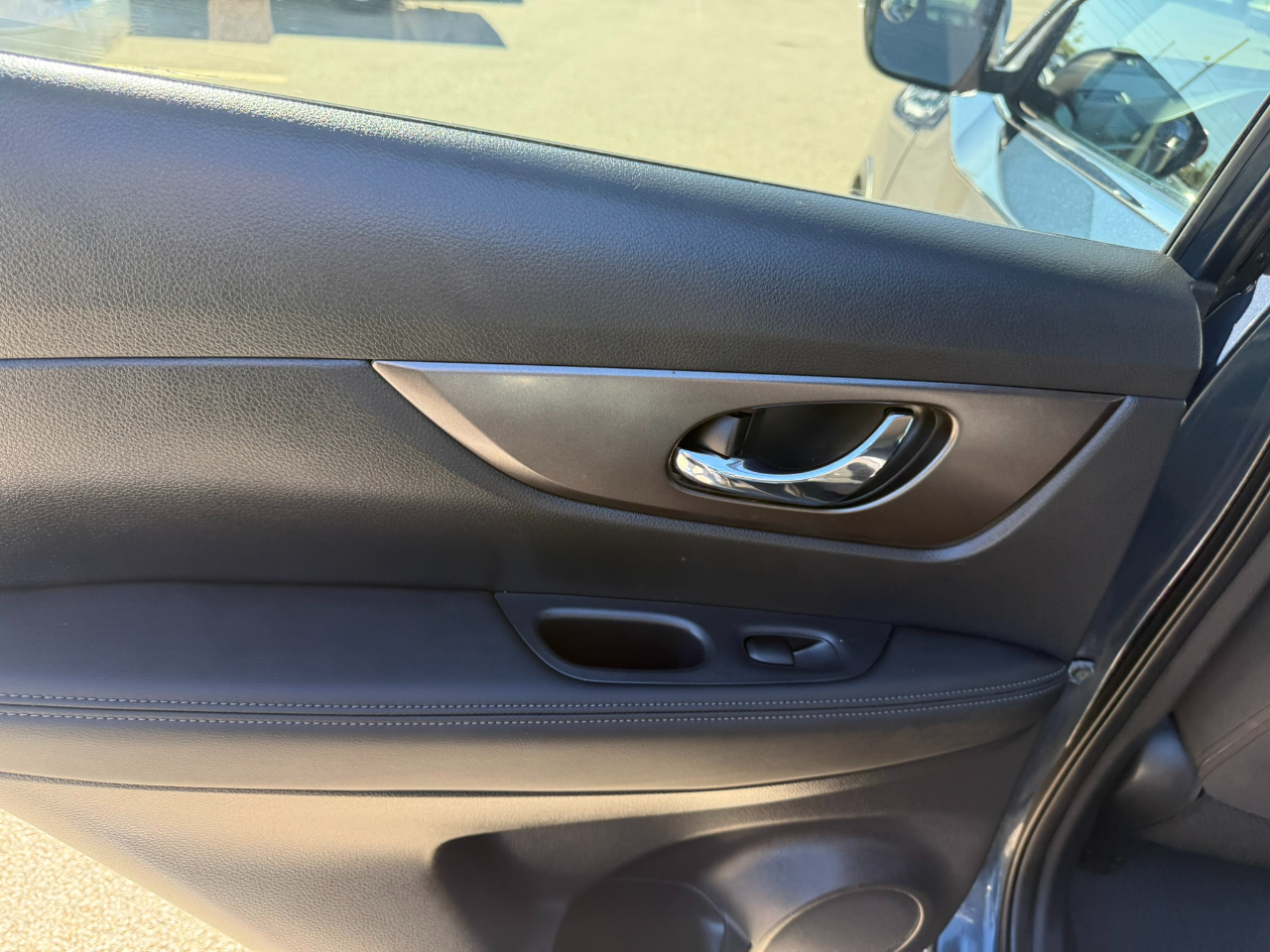 Nissan Rogue AWD 4dr SV 2016 Nissan Rogue AWD 4dr SV 2016