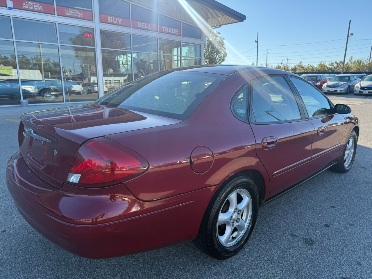 Ford Taurus 4dr Sdn SE Standard 2002 Ford Taurus 4dr Sdn SE Standard 2002