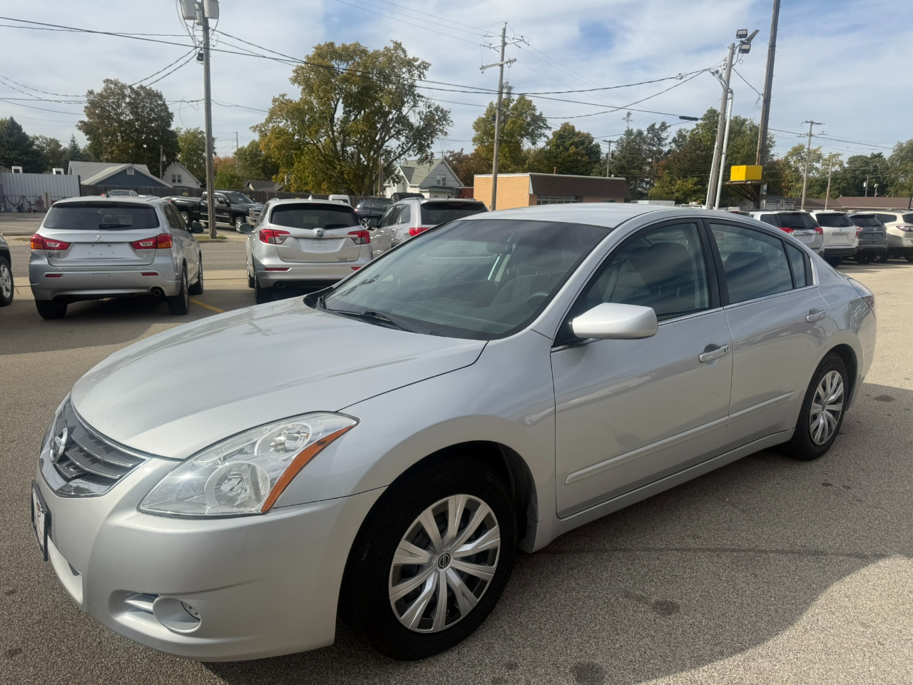 Nissan Altima 4dr Sdn I4 CVT 2.5 S 2012 Nissan Altima 4dr Sdn I4 CVT 2.5 S 2012