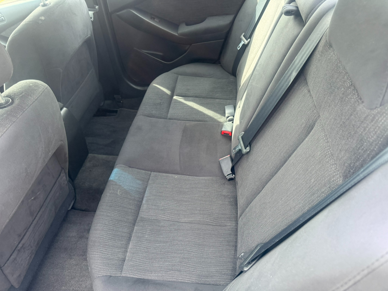 Nissan Altima 4dr Sdn I4 CVT 2.5 S 2012 Nissan Altima 4dr Sdn I4 CVT 2.5 S 2012