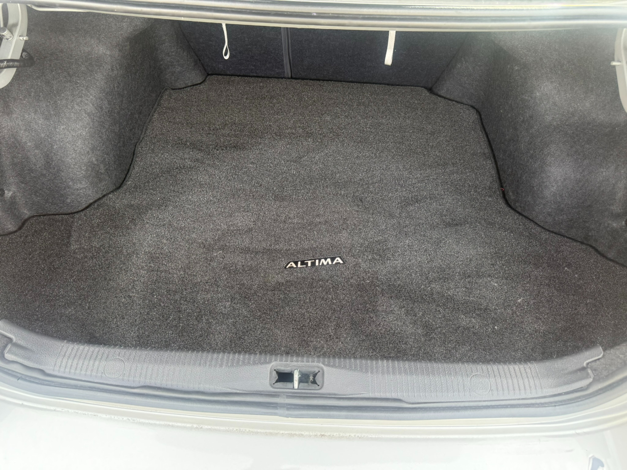 Nissan Altima 4dr Sdn I4 CVT 2.5 S 2012 Nissan Altima 4dr Sdn I4 CVT 2.5 S 2012