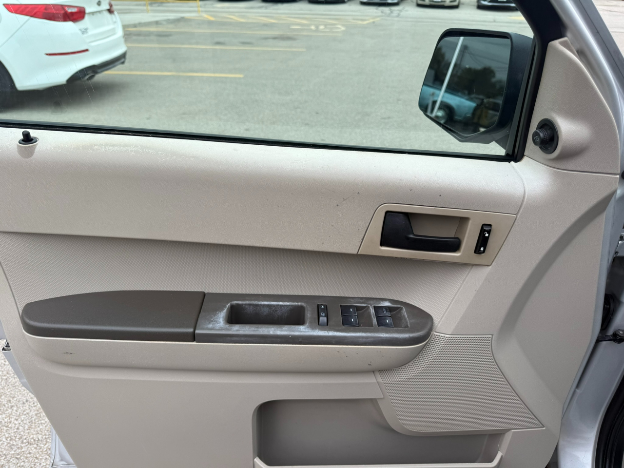 Ford Escape FWD 4dr I4 Auto XLS 2008 Ford Escape FWD 4dr I4 Auto XLS 2008