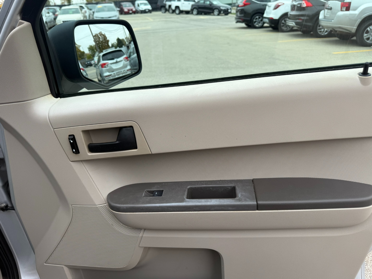 Ford Escape FWD 4dr I4 Auto XLS 2008 Ford Escape FWD 4dr I4 Auto XLS 2008