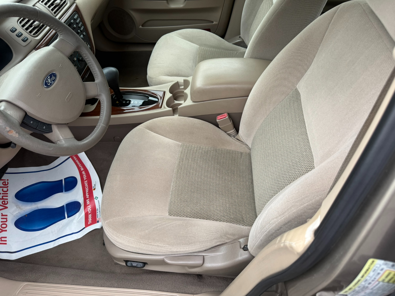 Ford Taurus 4dr Sdn SEL 2006 Ford Taurus 4dr Sdn SEL 2006