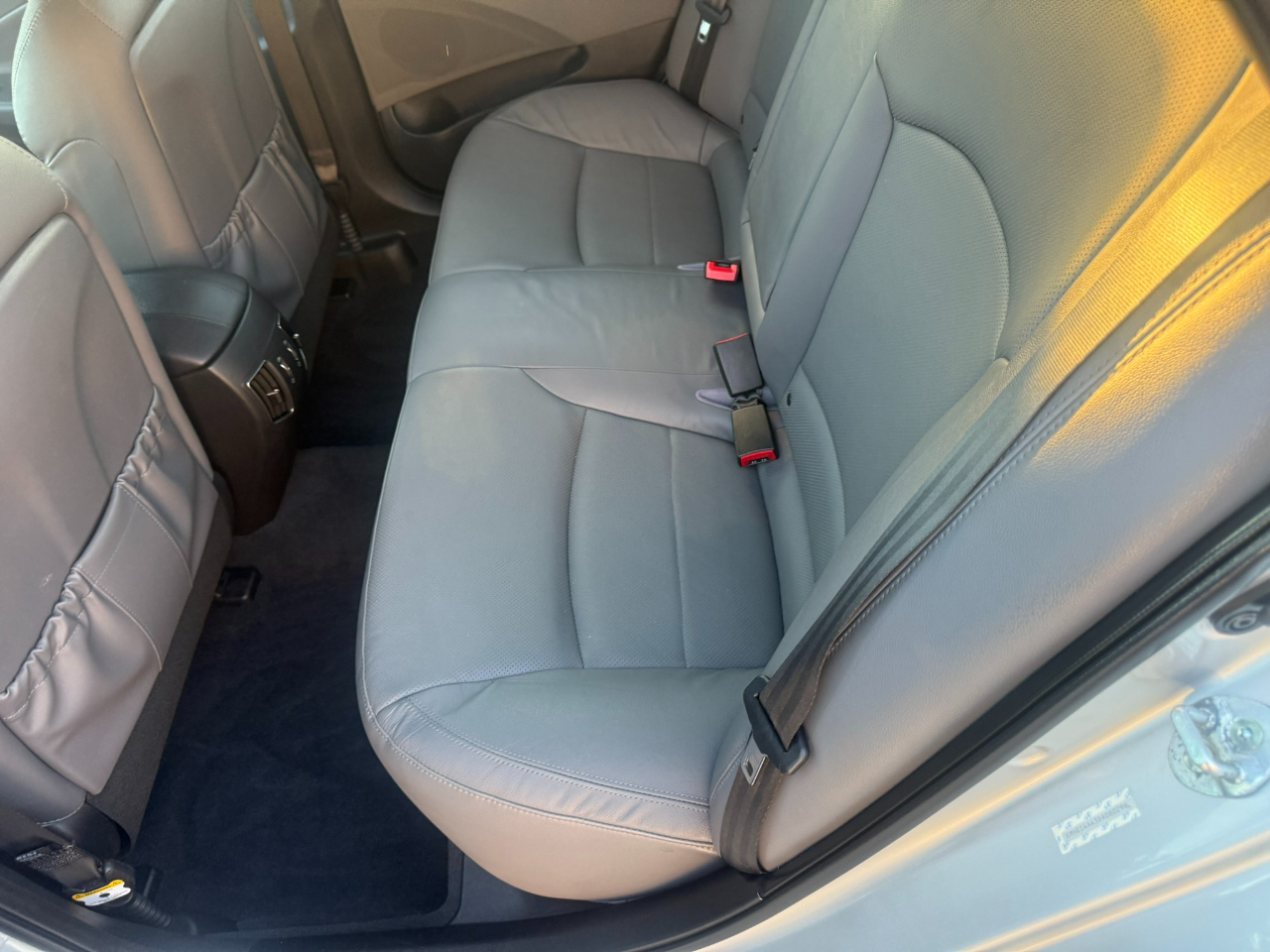 Hyundai Sonata Hybrid 4dr Sdn Limited 2013 Hyundai Sonata Hybrid 4dr Sdn Limited 2013